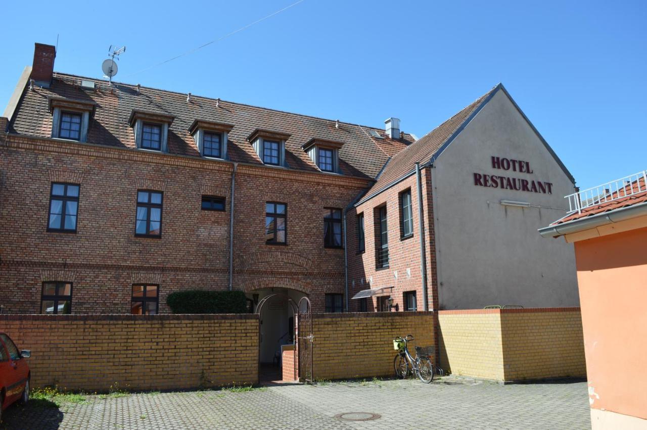 Hotel-Sternthaler /Rathauseck Muncheberg Esterno foto